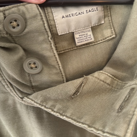 AE Pullover - Picture 3 of 5